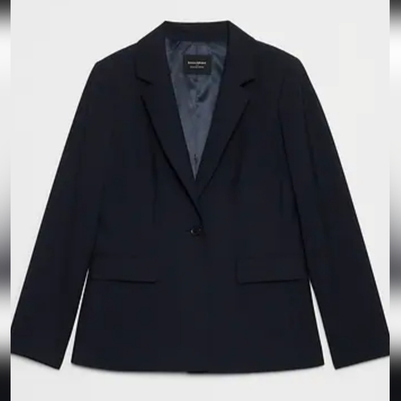 Banana Republic Jackets & Blazers - 🤩Host Pick❤️Banana Republic Sculpted Stretch Black Blazer Women's Size 8P